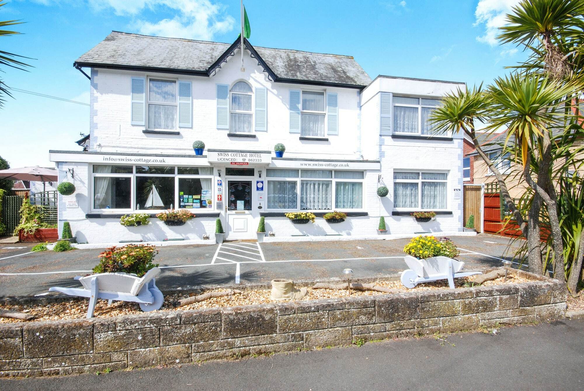 The Swiss Cottage, Shanklin Exterior photo